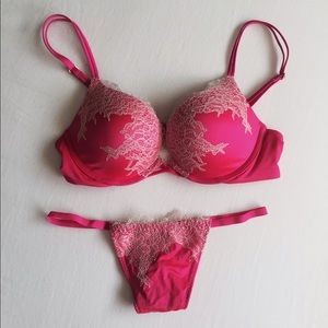 Victoria's Secret Panties & Bra set NEW hot pink!