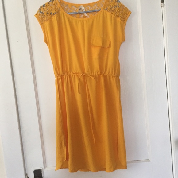 Pretty Yellow/mustard dress