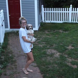 Meet your Posher, Claire