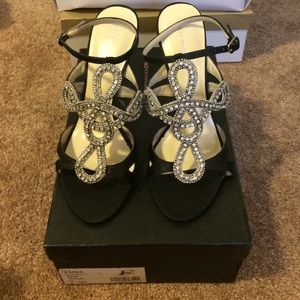 Black Emma style heel