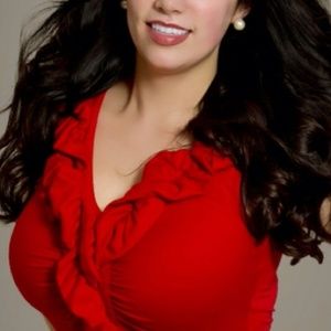HOT Spanish-style Red Stretch Top ❤