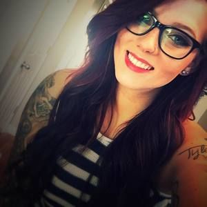 Meet your Posher, Carly