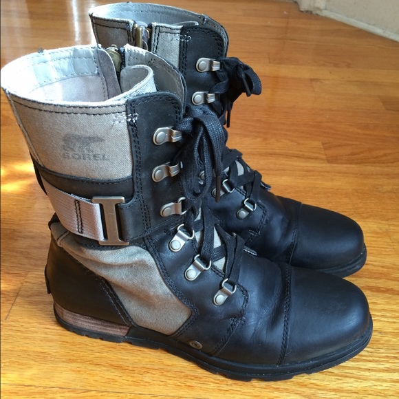 Sorel green/black leather boot