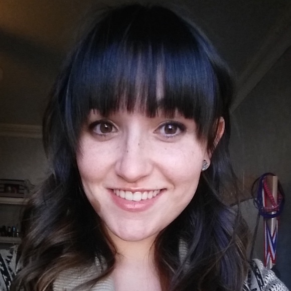 Meet your Posher, Rachel - Picture 1 of 1