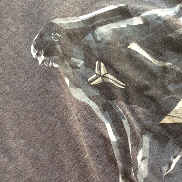 Nike Dri-Fit Shirt - Picture 2 of 3
