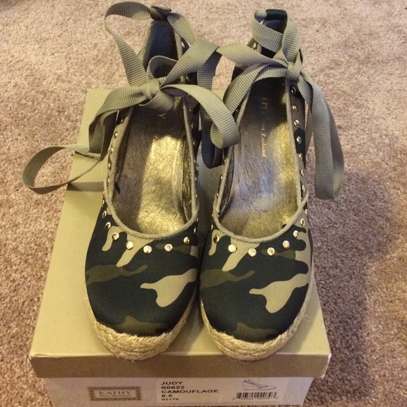 Camo Wedges
