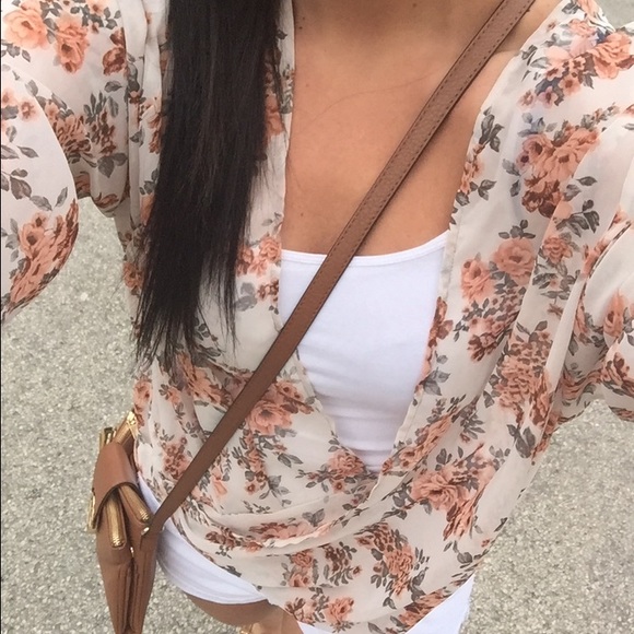 Floral print blouse