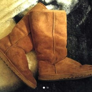 UGG Classic Tall women's boots size 9