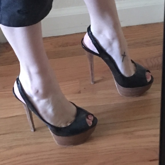 Jessica Simpson black patent leather platform