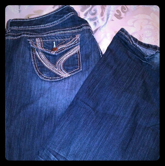 Ariya jeans
