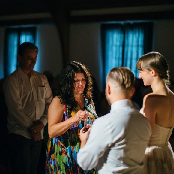 Meet your Posher, Lee-ann - Picture 1 of 1