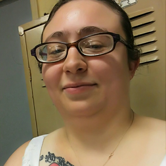 Meet your Posher, Kristina - Picture 1 of 1