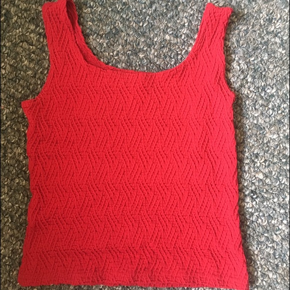 Red ribbed tank top