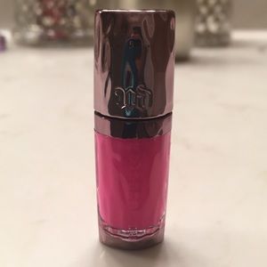 Urban Decay lipgloss is Savage