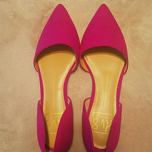 New never worn DV8 flats