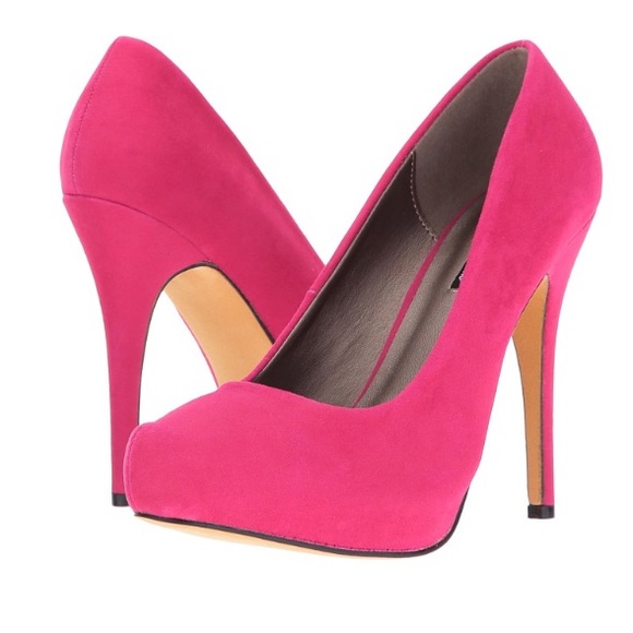 Pink Michael Antonio suede heels