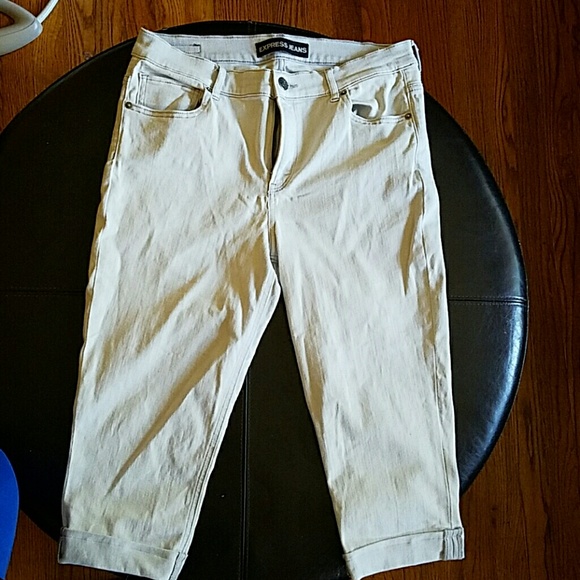 Express Capris - Picture 2 of 2