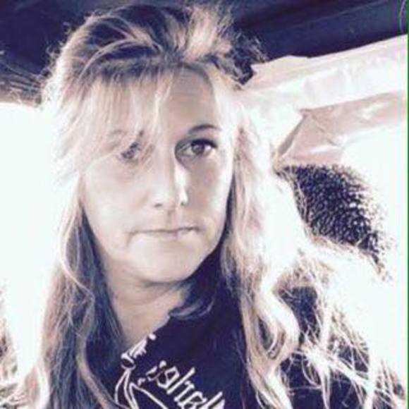 Meet your Posher, Brandy - Picture 1 of 1