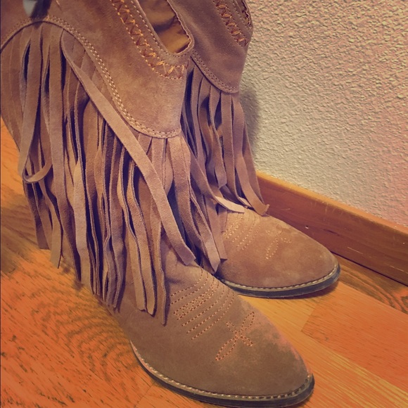 Fringe cowboy boots