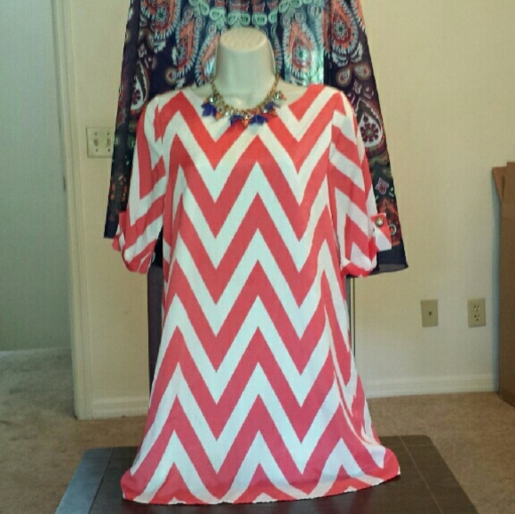 Everly tunic dress coral/white chevron