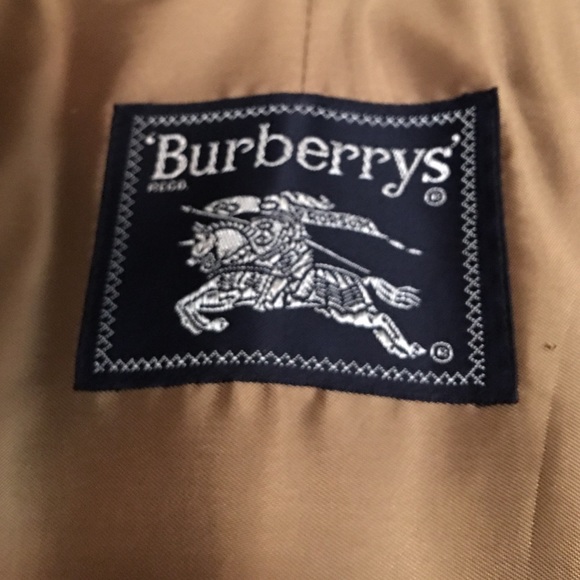 Authentic Vintage Burberry Raincoat, like NEW! - Picture 4 of 4