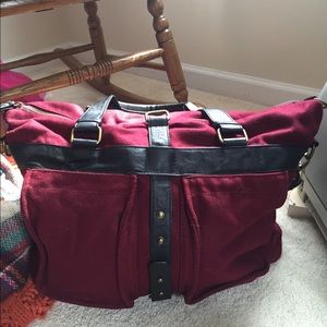 Maroon tote