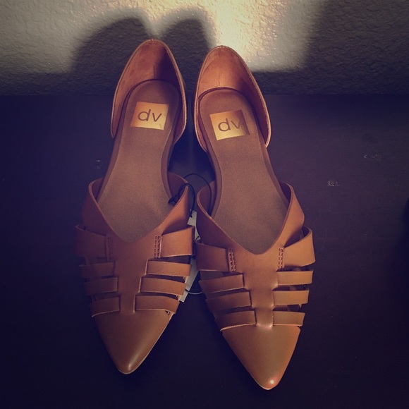 Cognac DV flats