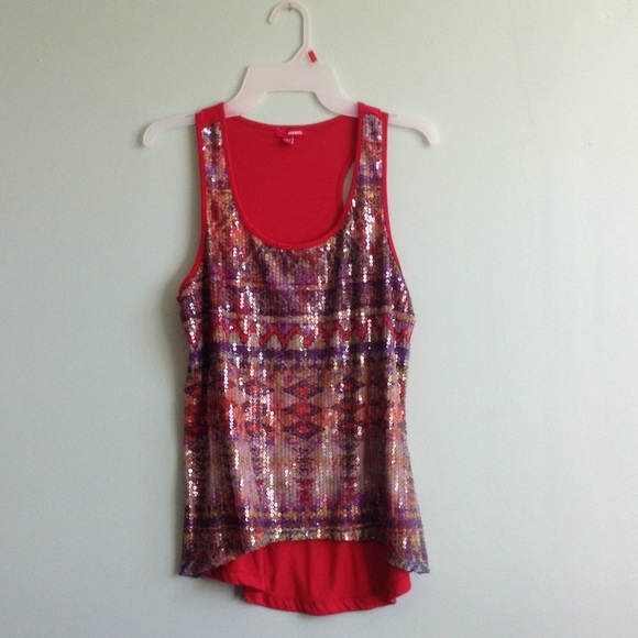 Tribal print sequence top.
