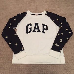 3/$25 🌟 GAP Sweatshirt