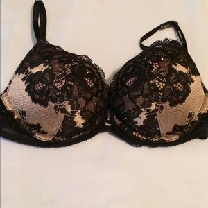Victoria's Secret Bombshell Plunge bra