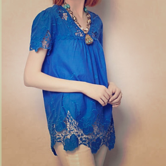 Eyelet Azurite Peasant Blouse