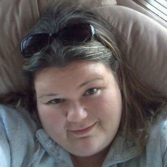 Meet your Posher, Joyce - Picture 1 of 1