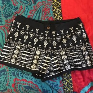 Cute cotton embroidered shorts! Size 8!