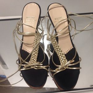 Moschino Shoes - Moschino Silver t-strap Strappy Sandals Moschino Shoes - Moschino Silver t-strap Strappy Sandals
