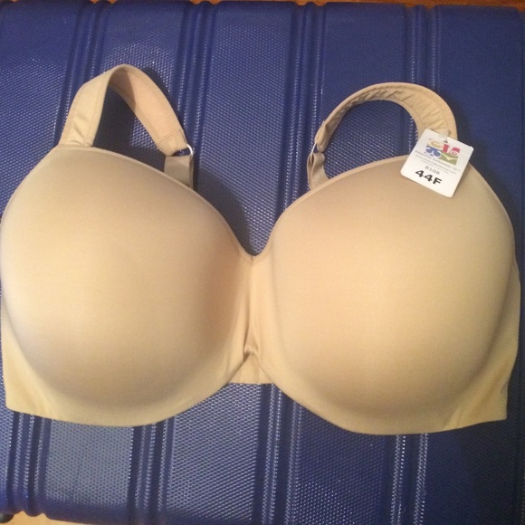 🎉Sale🎉Essential Bodywear bra style #8108