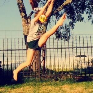 Meet your Posher, Anelia