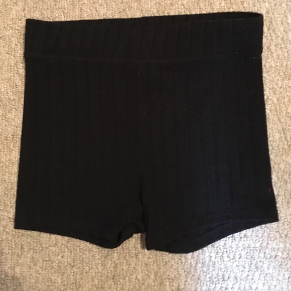Out from under black lounge shorts small - Picture 1 of 3