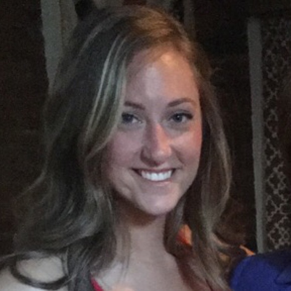 Meet your Posher, Lauren