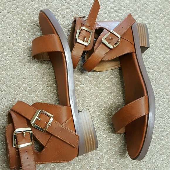 Forever 21 tan sandals