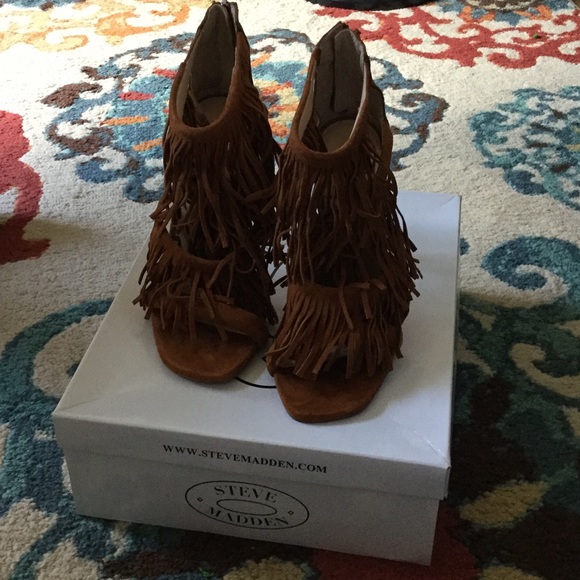 Chestnut Fringe heels