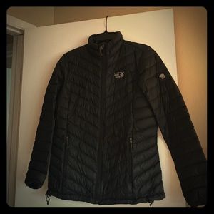Mountain hard wear puffy jacket size Medium