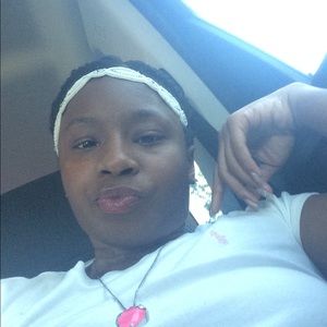 Meet your Posher, Onasha