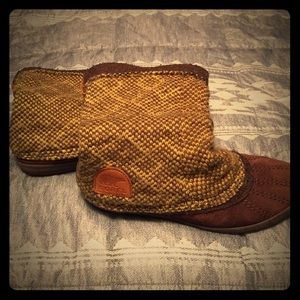 Sorel shortie boots