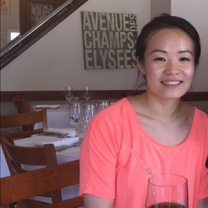 Meet your Posher, Carolyn