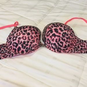 Victoria's Secret bombshell bra