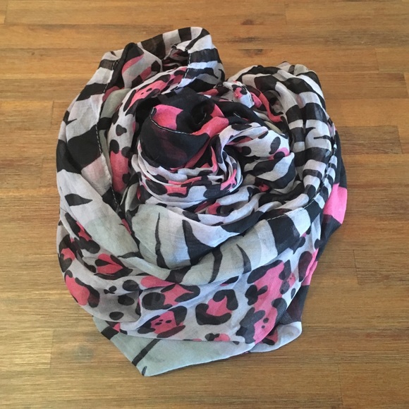 Charlotte Russe Accessories - Pink, black and Gray Animal print Infinity scarf