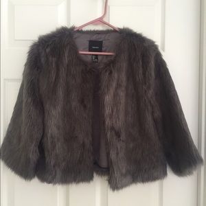 Forever 21 Faux Fur. 3/4 arms; 3 hooks in front