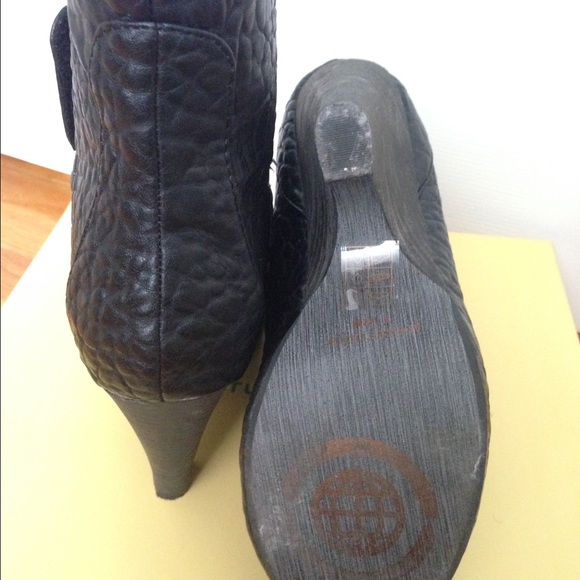 Max Studio Boots - image 2