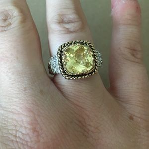 Gorgeous Yellow Stone Ring