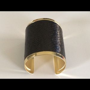 NORDSTROM LEATHER & GOLD CUFF/BRACELET- NEW